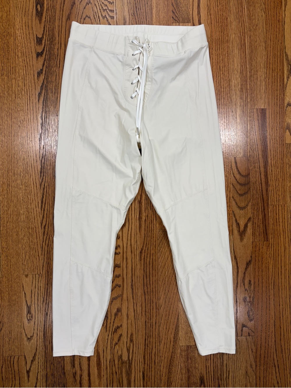 Good American Bombshell Ivory Lace Up Leggings (2XL) - Picture 6 of 13
